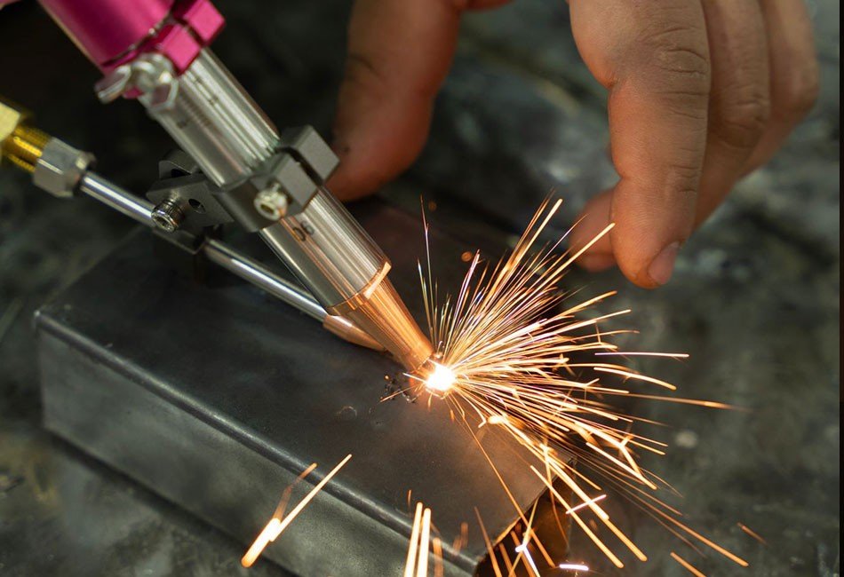 Alüminyum Parçalarda Mükemmel Birleşim Lazer Kaynağının Avantajları